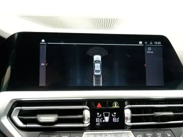 BMW 318i M Sport sedan Trapa