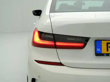 BMW 318i M Sport sedan Trapa