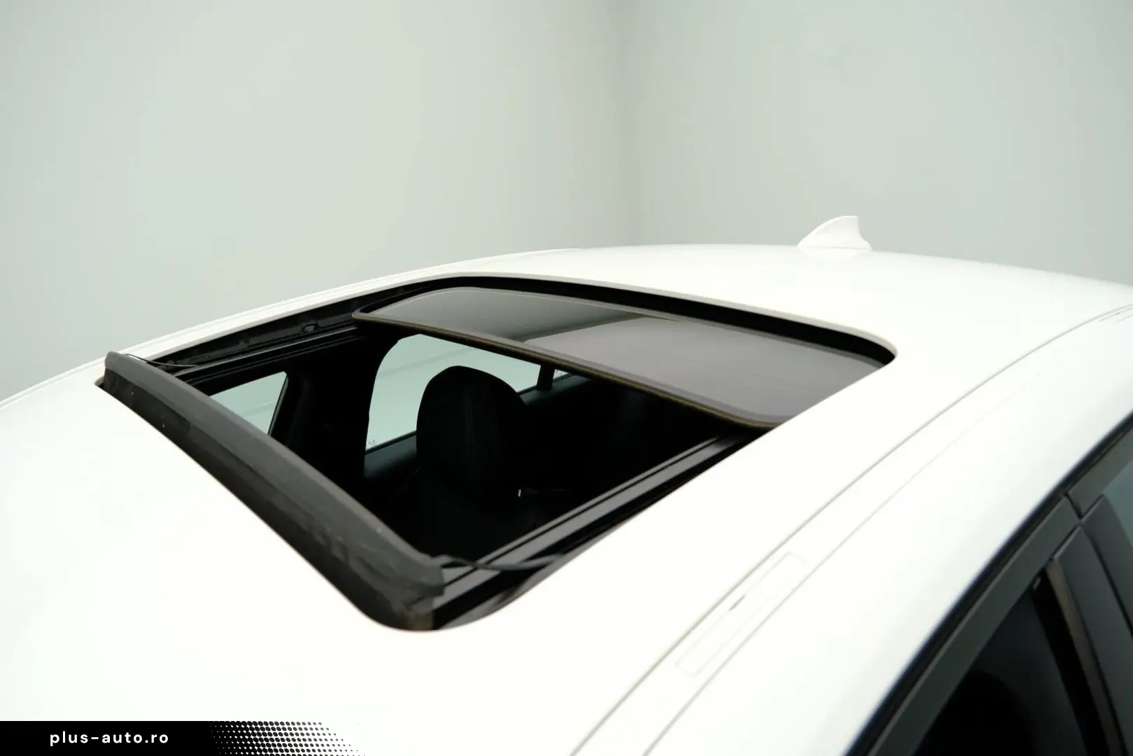 BMW 318i M Sport sedan Trapa