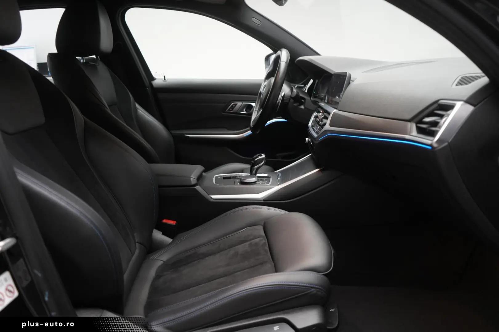 BMW 320 i M Sport CarPlay ACC Virtual Ambiente