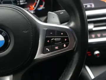 BMW 320 i M Sport CarPlay ACC Virtual Ambiente