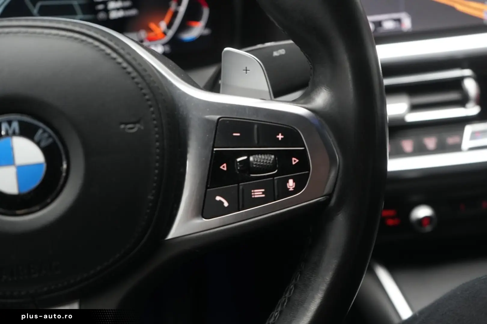 BMW 320 i M Sport CarPlay ACC Virtual Ambiente