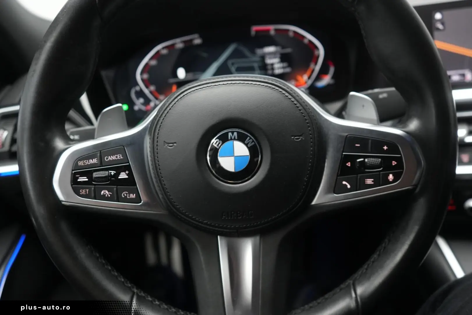 BMW 320 i M Sport CarPlay ACC Virtual Ambiente