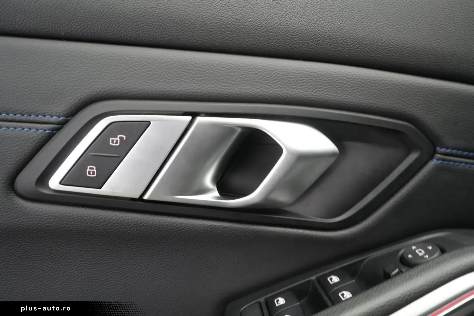 BMW 320 i M Sport CarPlay ACC Virtual Ambiente