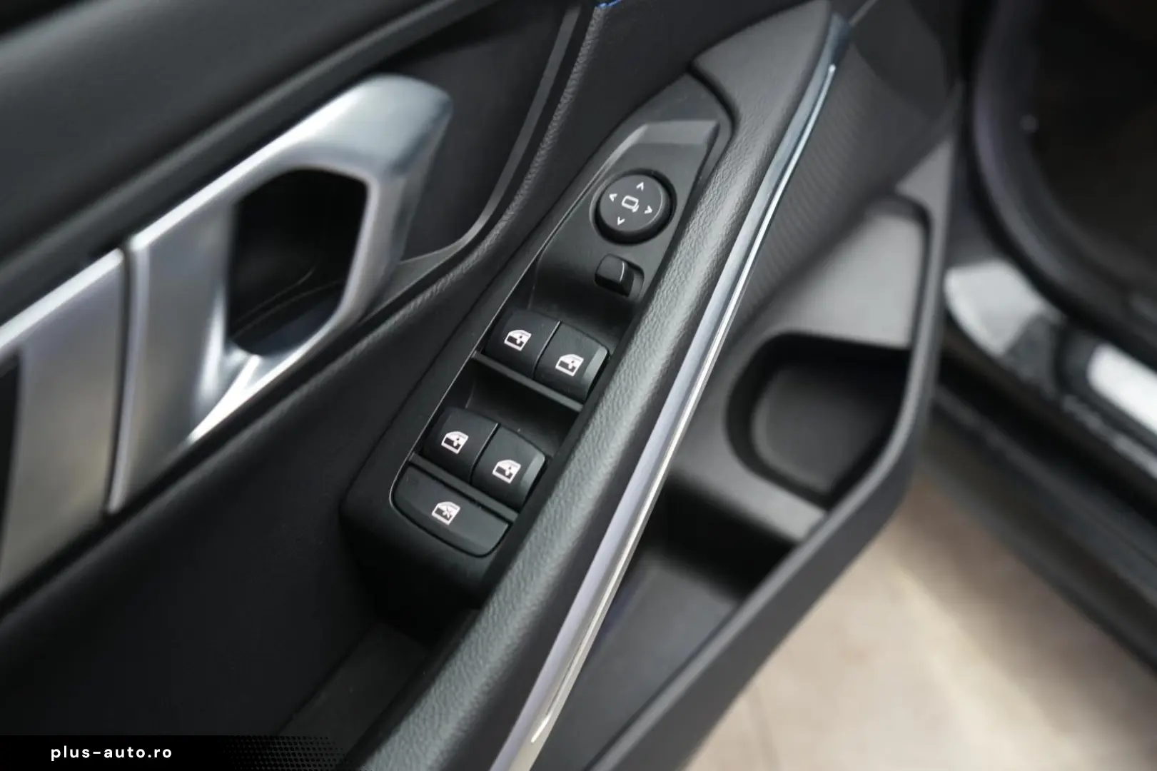 BMW 320 i M Sport CarPlay ACC Virtual Ambiente