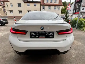 BMW 318i Limousine M Sport Pro