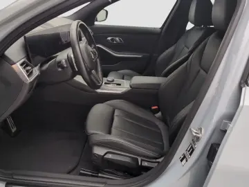 BMW 318i Limousine M Sport Navi Kamera HiFi