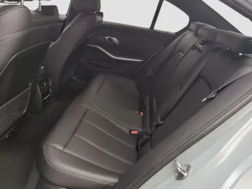 BMW 318i Limousine M Sport Navi Kamera HiFi