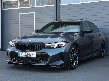 BMW 330i xDrive M