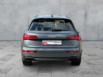 AUDI Q5 40 TDI QU S-TR 2xS-LINE LED NAVI RFK GRA 19