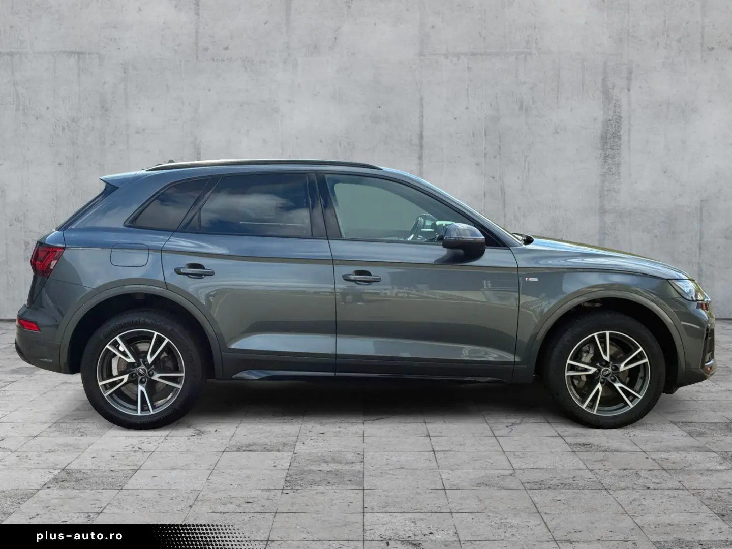 AUDI Q5 40 TDI QU S-TR 2xS-LINE LED NAVI RFK GRA 19