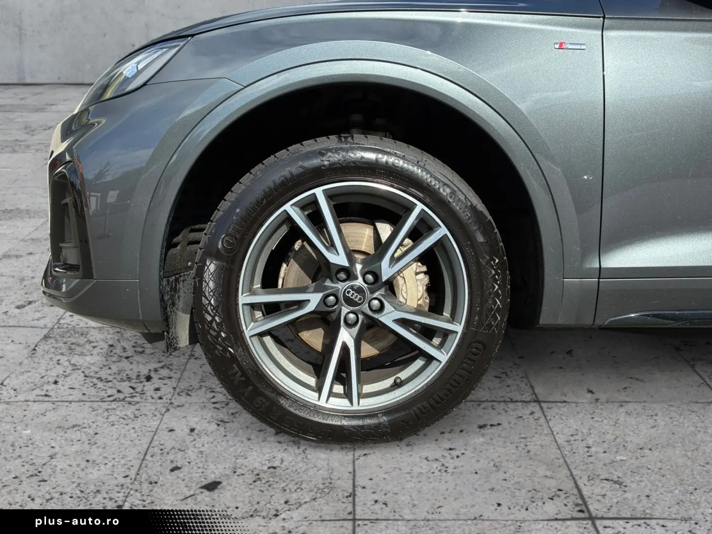 AUDI Q5 40 TDI QU S-TR 2xS-LINE LED NAVI RFK GRA 19