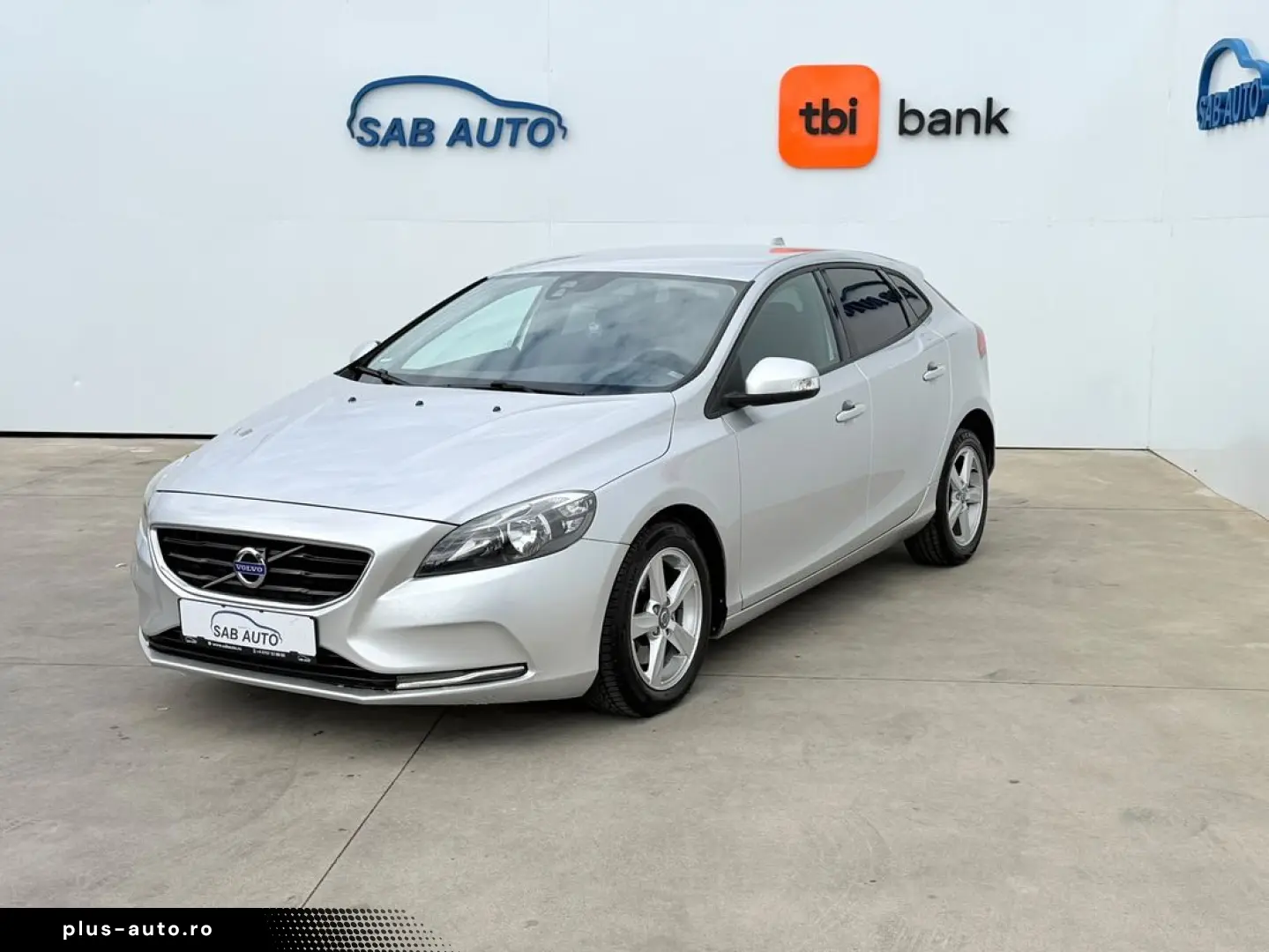 Volvo V40