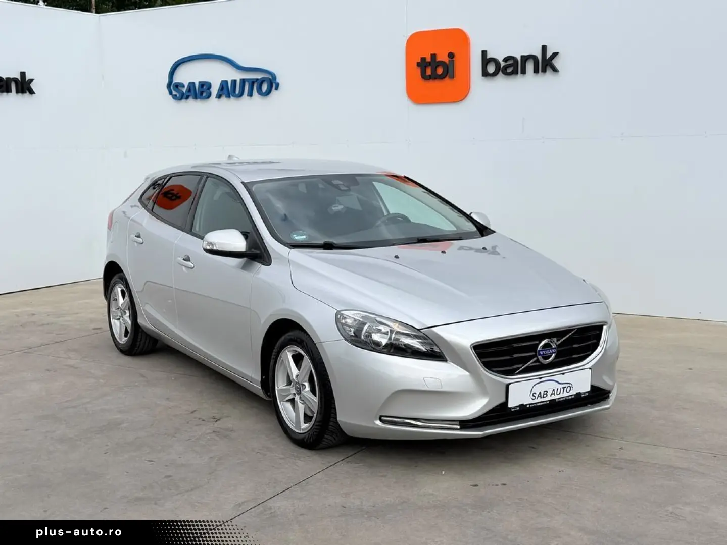 Volvo V40