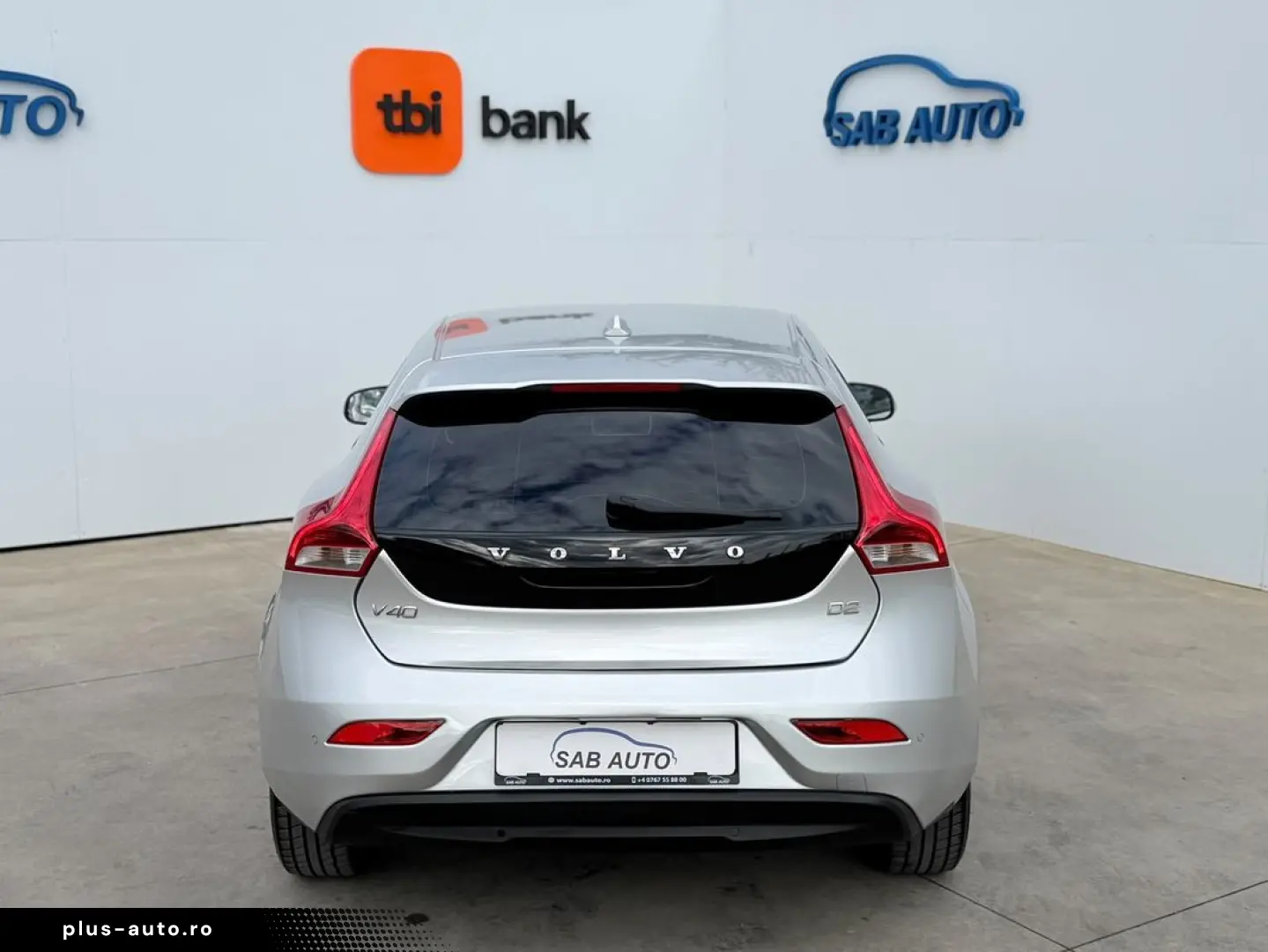 Volvo V40