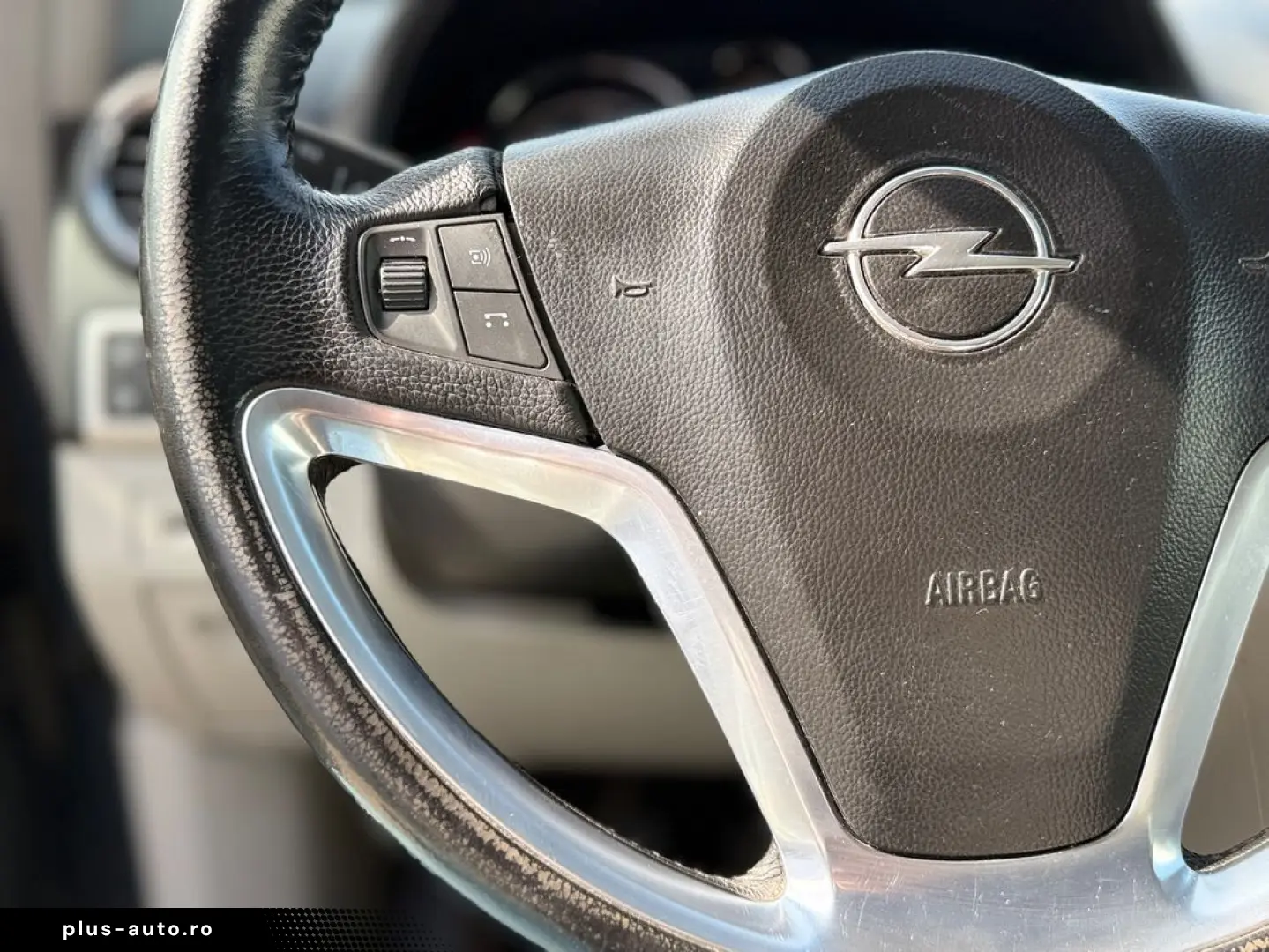 Opel Antara