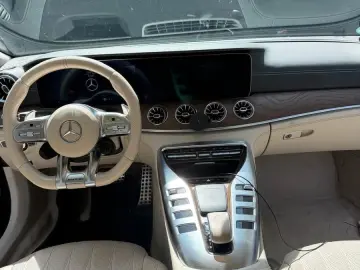 MERCEDES-BENZ AMG GT 4-trg. 43 4Matic  AMG Performance