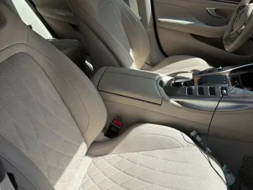 MERCEDES-BENZ AMG GT 4-trg. 43 4Matic  AMG Performance