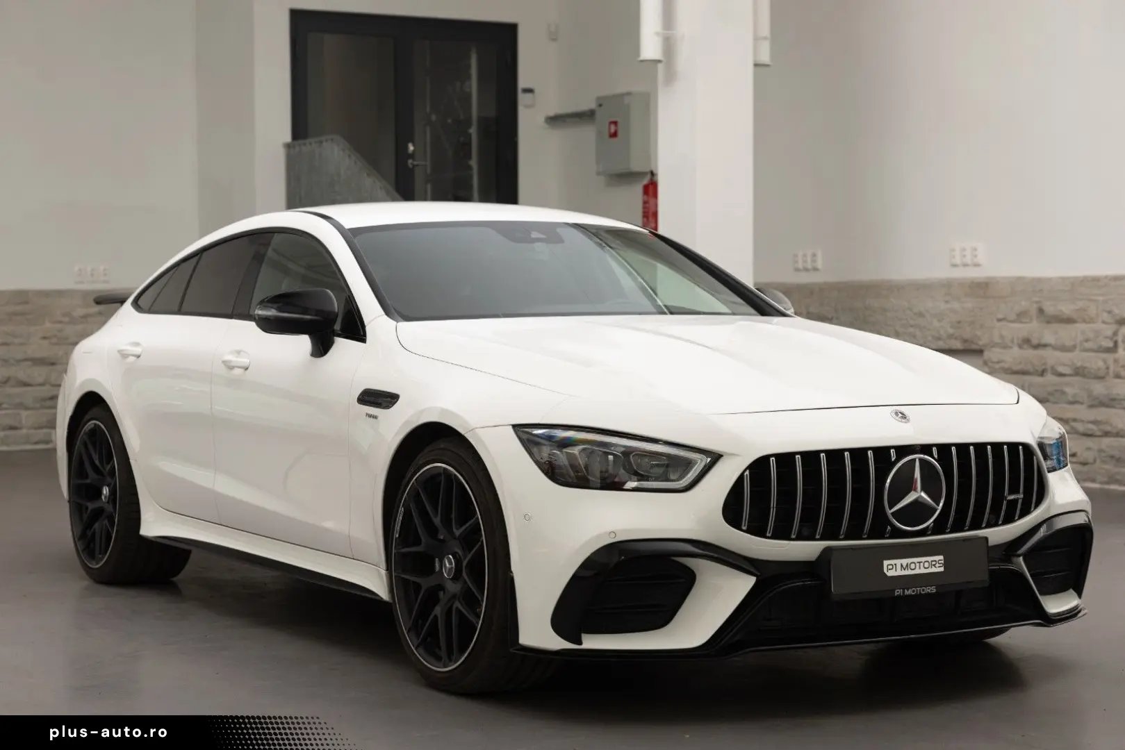 MERCEDES-BENZ AMG GT 43 Aero Night Burmester 21