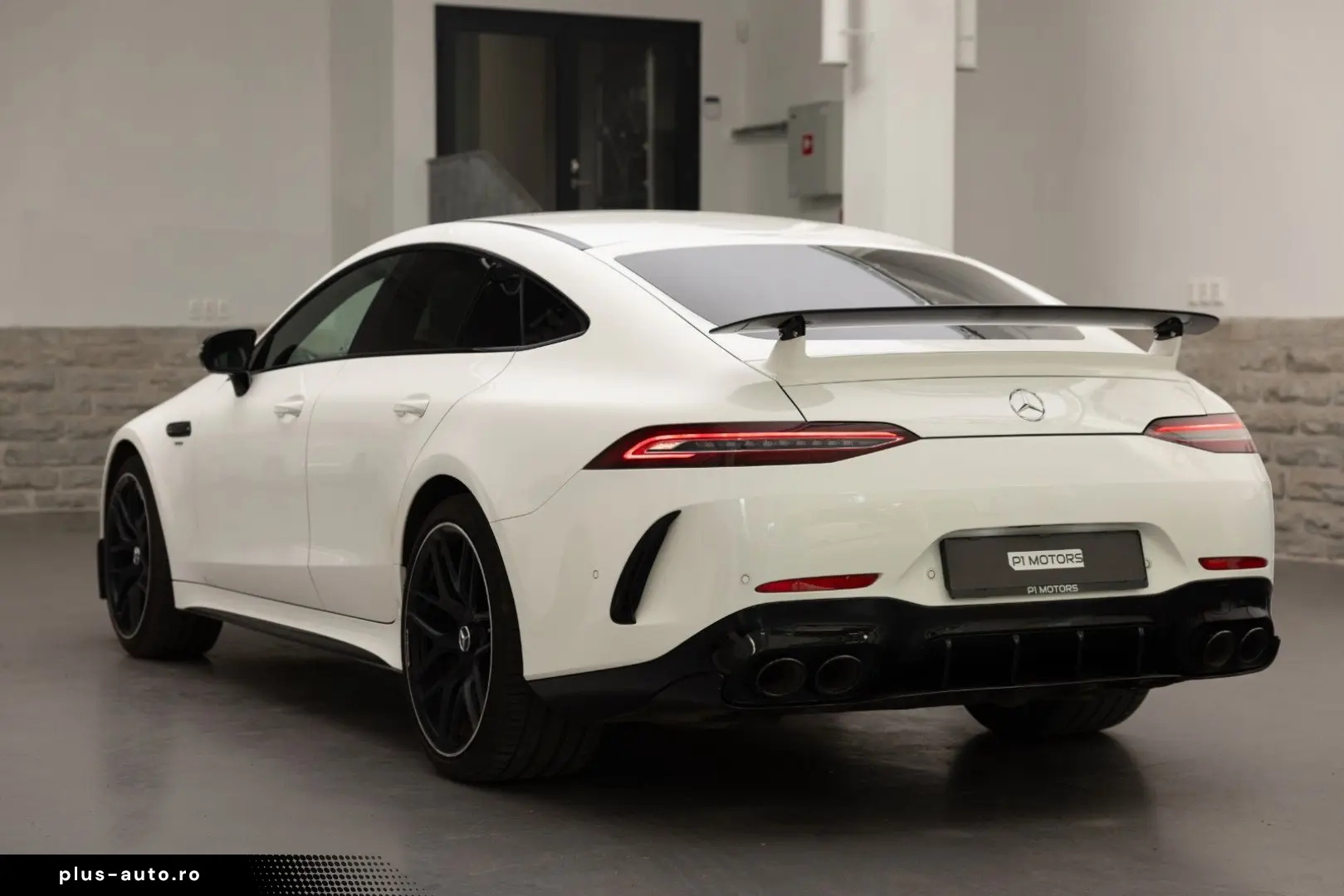 MERCEDES-BENZ AMG GT 43 Aero Night Burmester 21