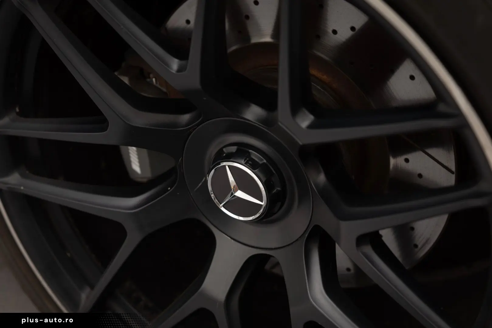 MERCEDES-BENZ AMG GT 43 Aero Night Burmester 21