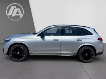 MERCEDES-BENZ GLC 300 d 4M AMG Pano AHK HA-Lenkg. DI…