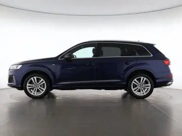 AUDI Q7 55 TFSI tiptronic quattro S line   MMI NAVI