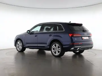 AUDI Q7 55 TFSI tiptronic quattro S line   MMI NAVI