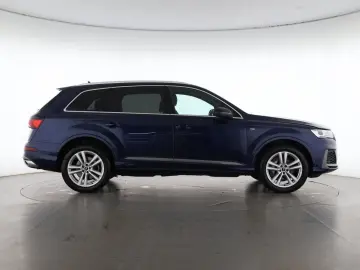 AUDI Q7 55 TFSI tiptronic quattro S line   MMI NAVI
