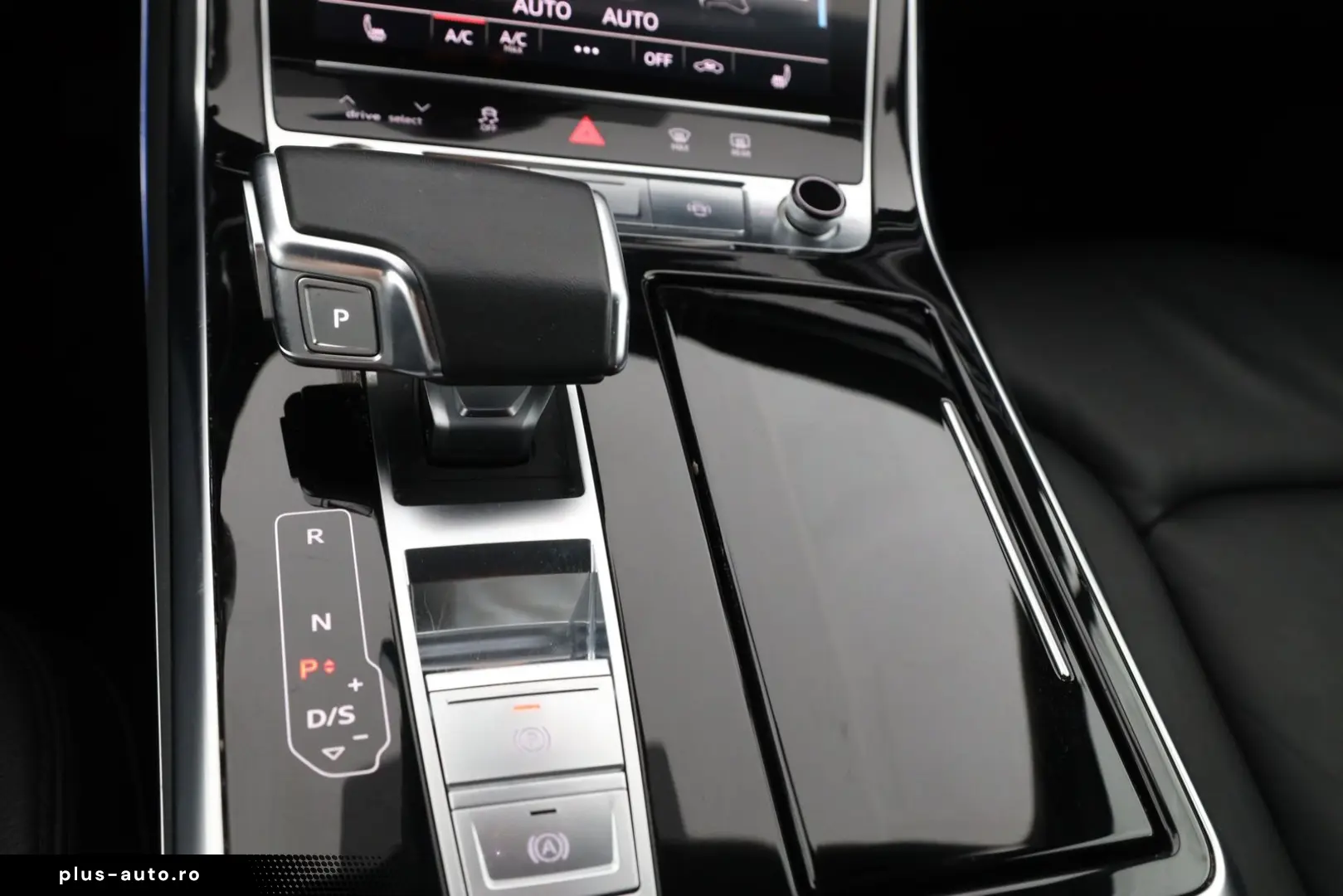 AUDI Q7 55 TFSI tiptronic quattro S line   MMI NAVI