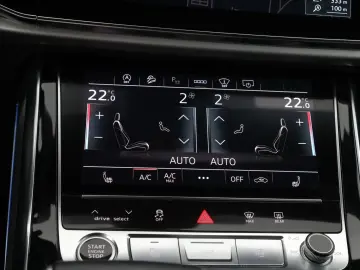 AUDI Q7 55 TFSI tiptronic quattro S line   MMI NAVI