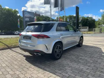 MERCEDES-BENZ GLE 350 de 4M AMG NIGHT AIRMATIC AHK PANO 360