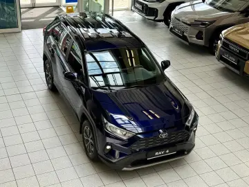 TOYOTA RAV 4 AUTOM.-4x4-LEDER-MOD. 2024