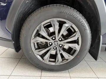 TOYOTA RAV 4 AUTOM.-4x4-LEDER-MOD. 2024