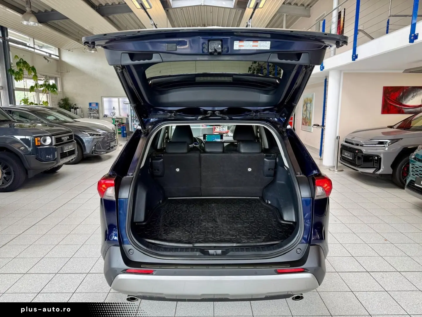 TOYOTA RAV 4 AUTOM.-4x4-LEDER-MOD. 2024