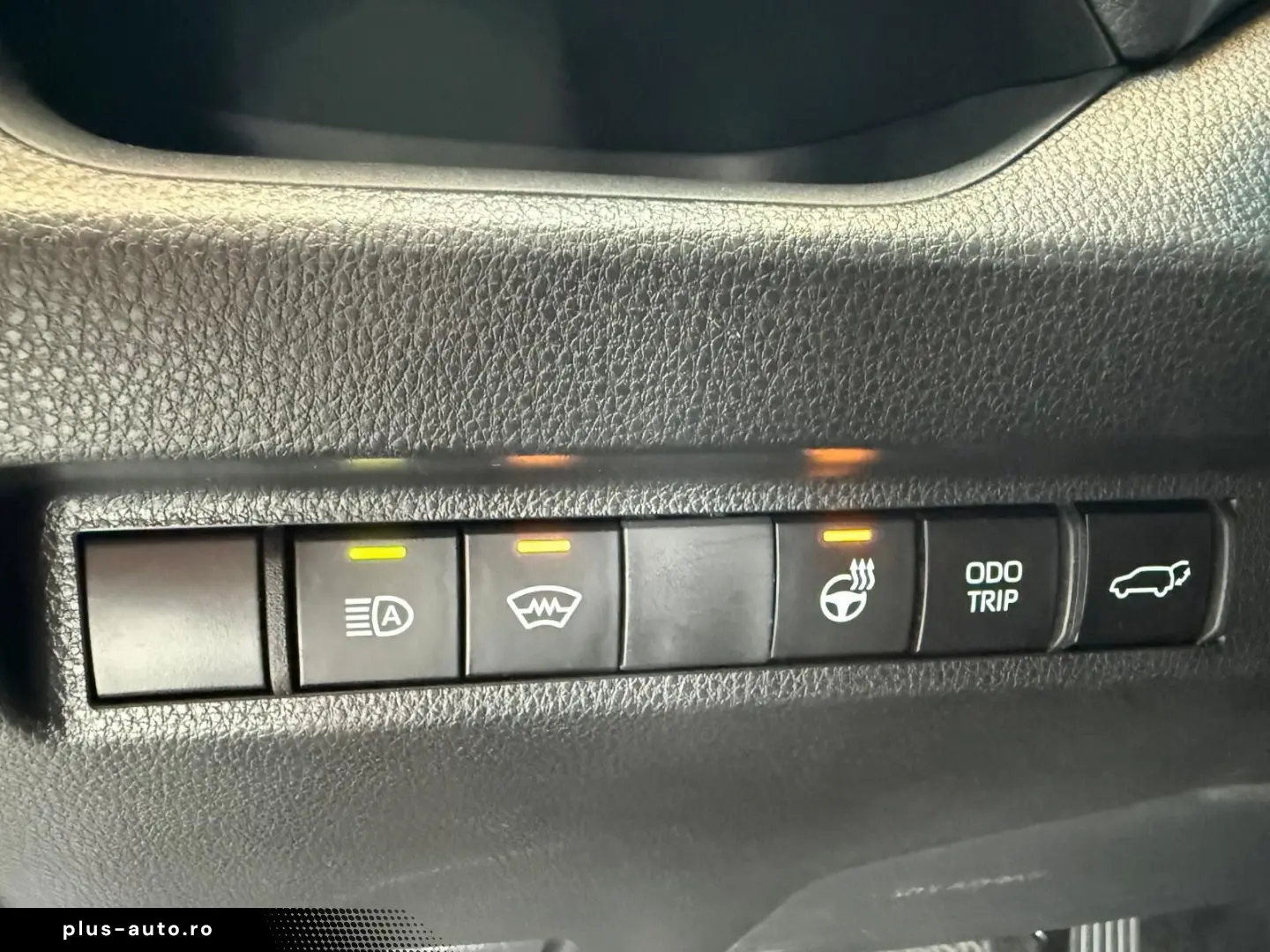 TOYOTA RAV 4 AUTOM.-4x4-LEDER-MOD. 2024
