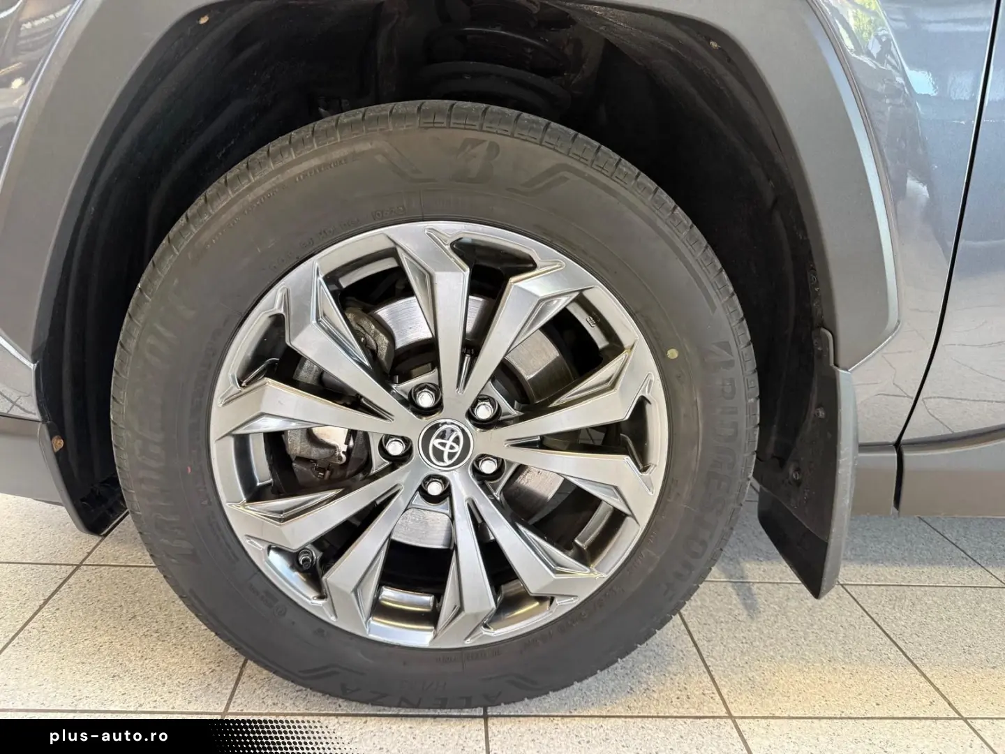 TOYOTA RAV 4 AUTOM.-4x4-LEDER-MOD. 2024-18 ZOLL
