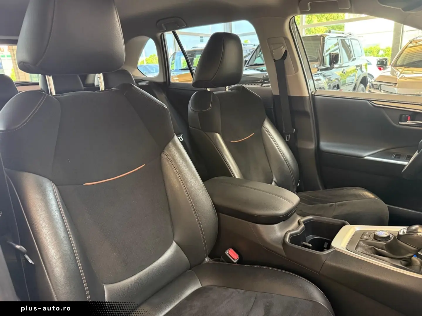TOYOTA RAV 4 AUTOM.-4x4-LEDER-MOD. 2024-18 ZOLL