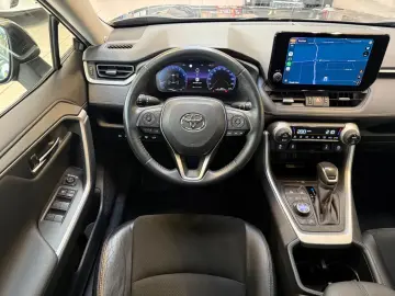 TOYOTA RAV 4 AUTOM.-4x4-LEDER-MOD. 2024-18 ZOLL