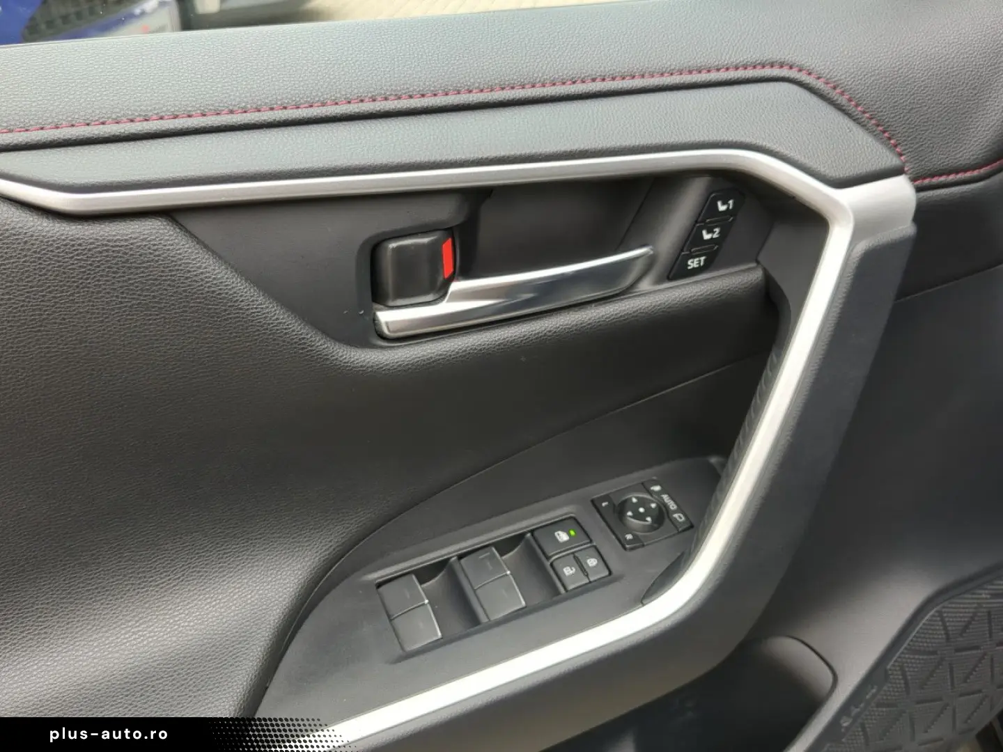 TOYOTA RAV4 Plug-in Hybrid 4x4 Style Technik-P.