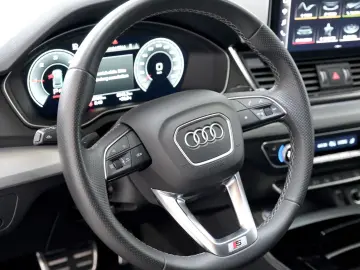 AUDI Q5 Sportback 40 TDI quattro S line ACC AHK RFK