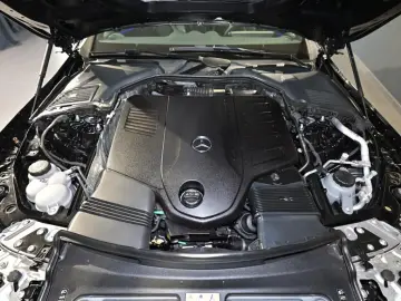 MERCEDES-BENZ CLE 450 4M Cabriolet AMG DIGI NIGHT DIST. 360