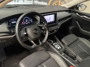 Skoda Octavia Limousine 2.0 TDI DSG MATRIX LEDER VIRT