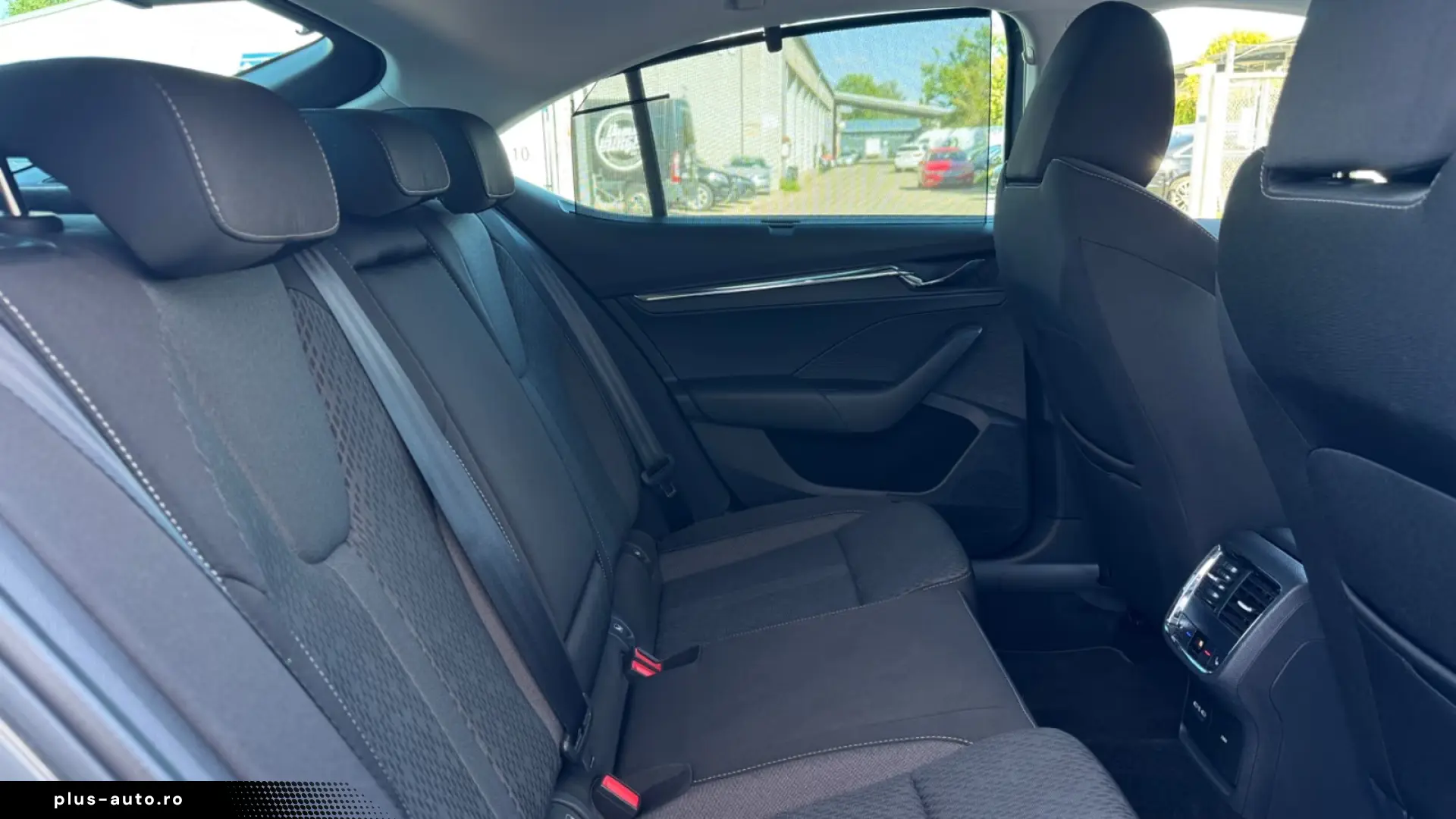 Skoda Octavia 2.0 TDI Limo Style Komfort Canton Sport