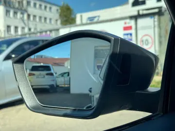 Skoda Octavia 2.0 TDI Limo Style Komfort Canton Sport
