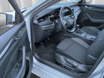 SKODA Octavia Limo 2.0TDI