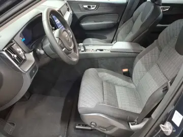 VOLVO XC60 B4 B Core 4xSHZ