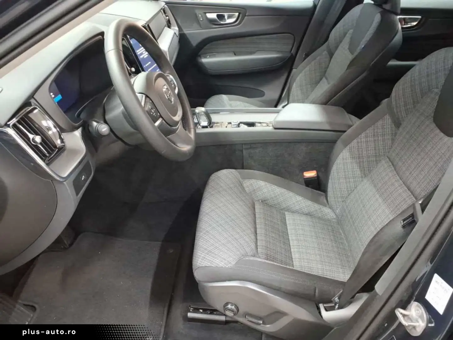 VOLVO XC60 B4 B Core 4xSHZ