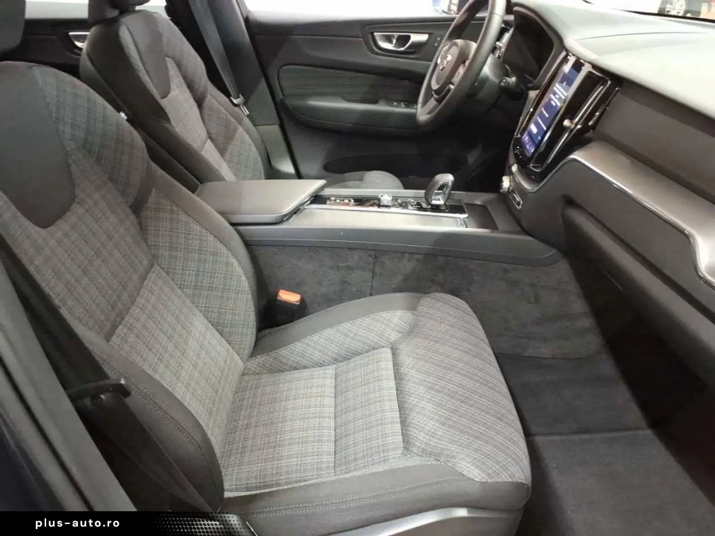 VOLVO XC60 B4 B Core 4xSHZ
