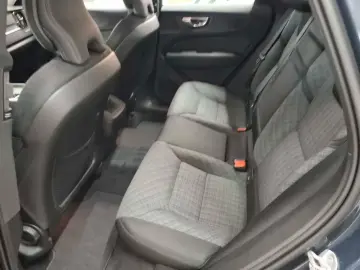 VOLVO XC60 B4 B Core 4xSHZ
